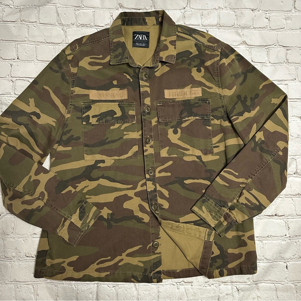 [zara] camo overshirt